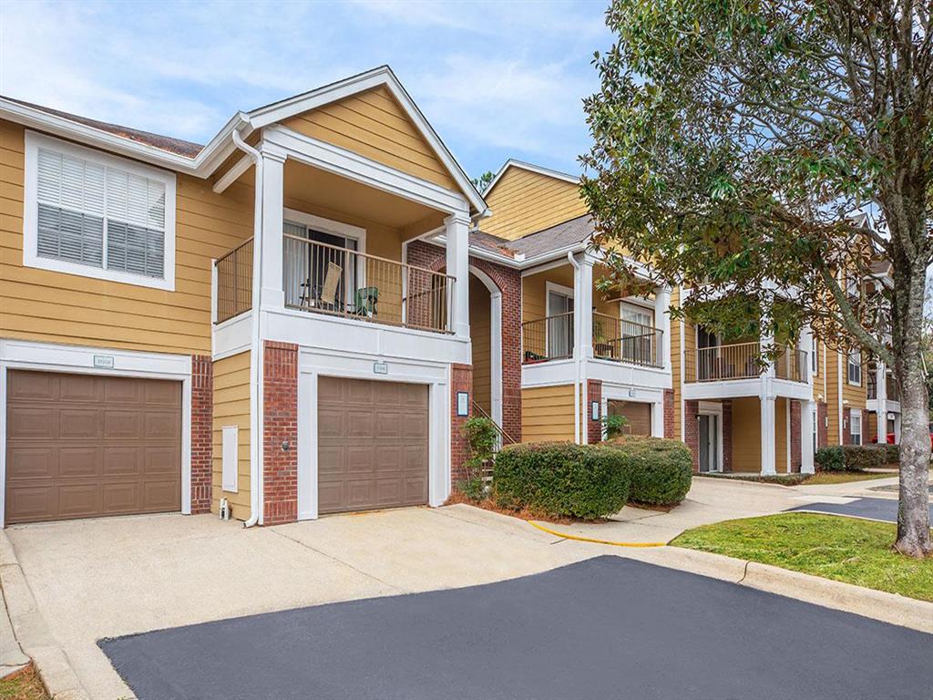 Photos and Video of Jackson Square Apartments in Tallahassee, FL